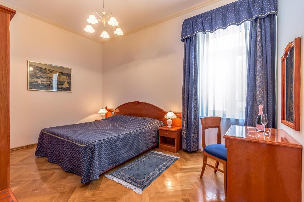 Hotel Galeb Opatija Eksteriør billede