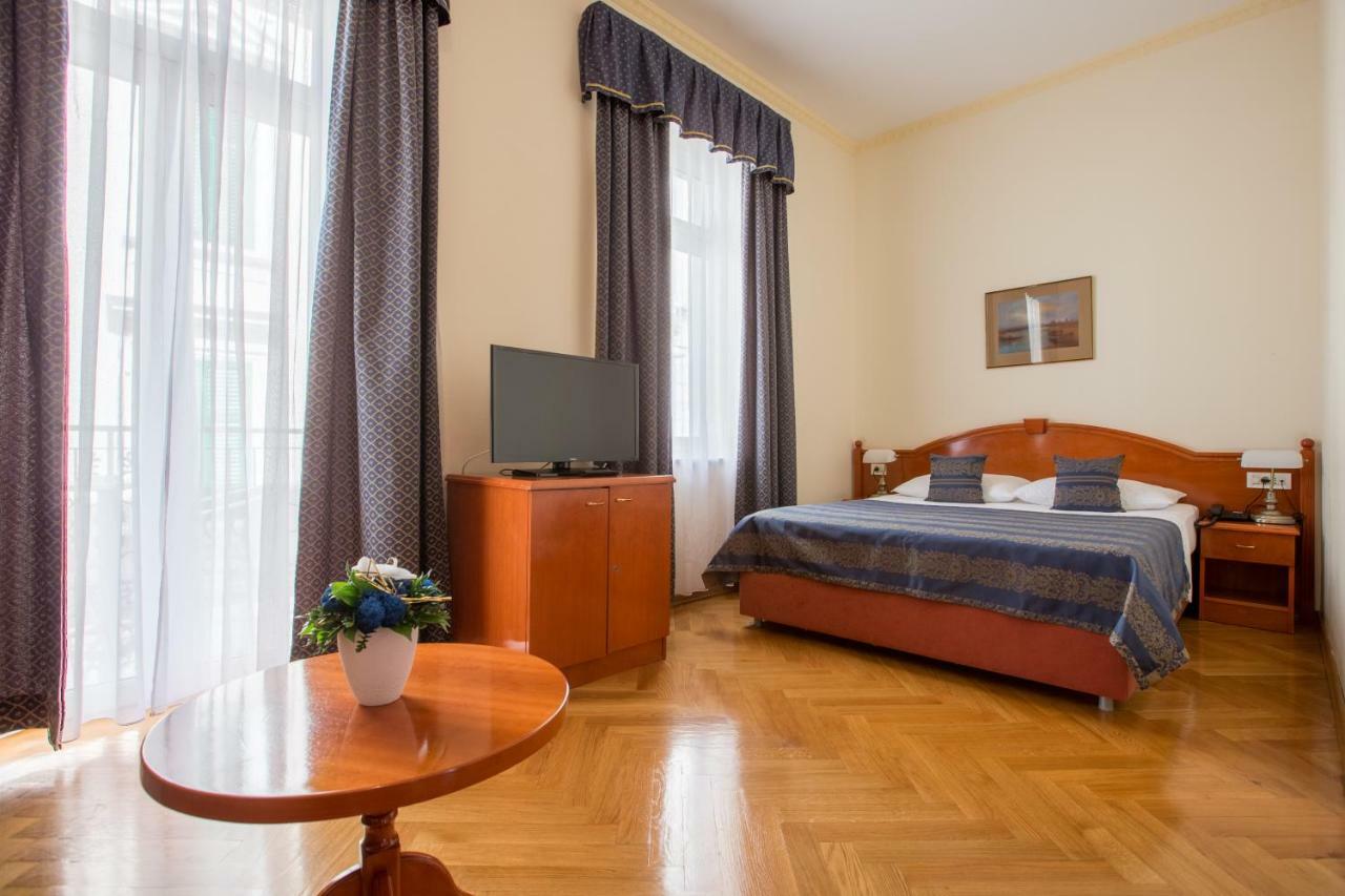 Hotel Galeb Opatija Eksteriør billede